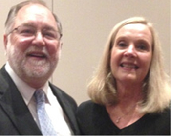 Bob Craghead, ISBA executive director and NABE president, with Zoe Linza, outgoing NABE president and executive director of the Bar Association of Metropolitan St. Louis.