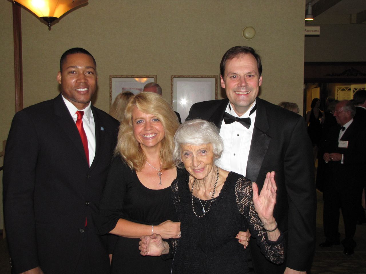 John Marshall Professor Sam Jones, Board of Governors honoree Michele Jochner and her mother, John Marshall Professor Mark Wojcik