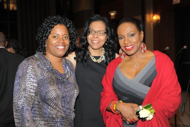 Jennifer Blanc, Yolaine Dauphin, Sheryl Lee Ralph