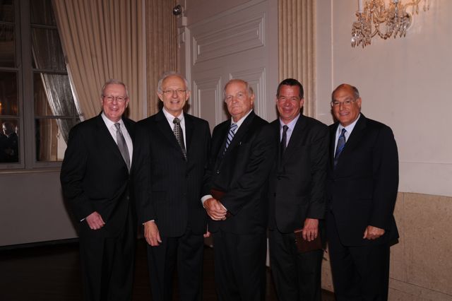 Presenter John G. O'Brien, Laureate John Kincaid, Laureate William Johnson, Laureate Peter Birnbaum and ISBA President Mark D. Hassakis