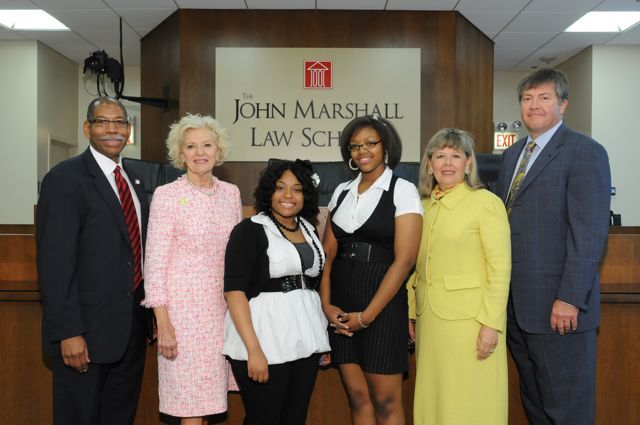 Dean Rory Smith, Illinois Supreme Court Justice Anne Burke, Moot Court winner Danielle Coker, Moot Court finalist Nia Gipson, ISBA 2nd Vice President Paula H. Holderman, ISBA Diversity Pipeline Committee member Stephan Blandin