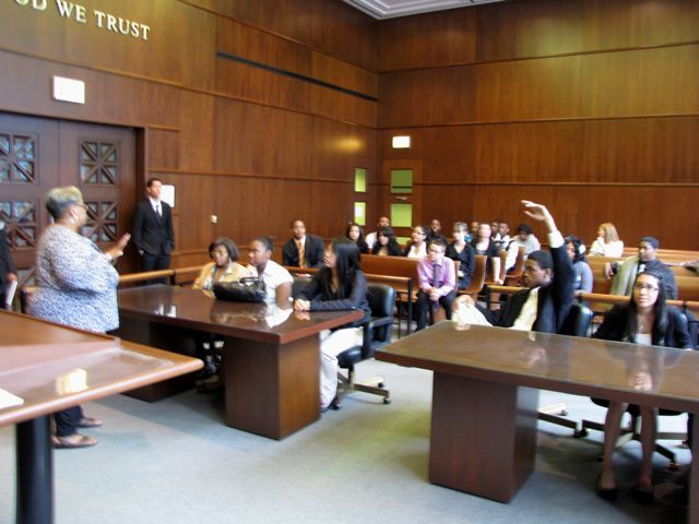 Justice Lampkin walked the students through her dissent in the Rahm Emanuel ballot case.