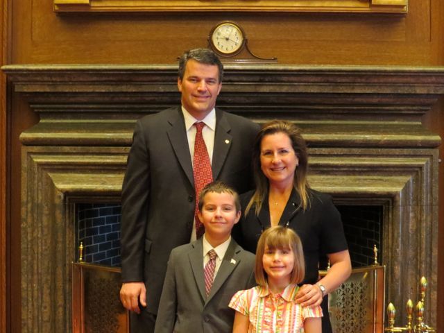 Vanessa Clohessy and family 1