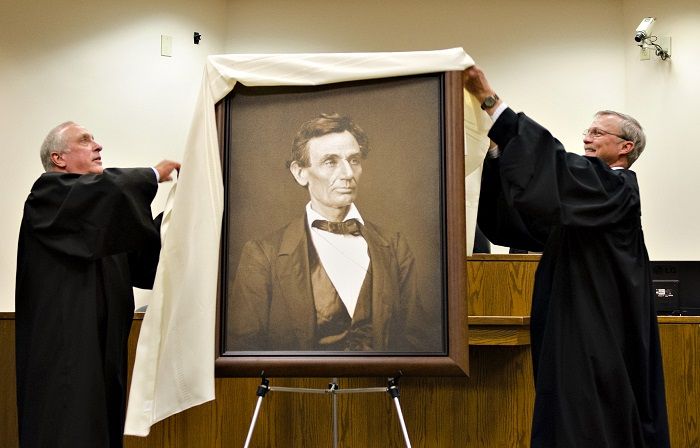 A high-quality reproduction of a famous Abraham Lincoln photograph was presented to the Lee County Courthouse on September 27 in Dixon.