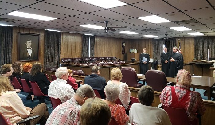 A high-quality reproduction of a famous Abraham Lincoln photograph was presented to the Wabash County Courthouse on August 9 in Mount Carmel.