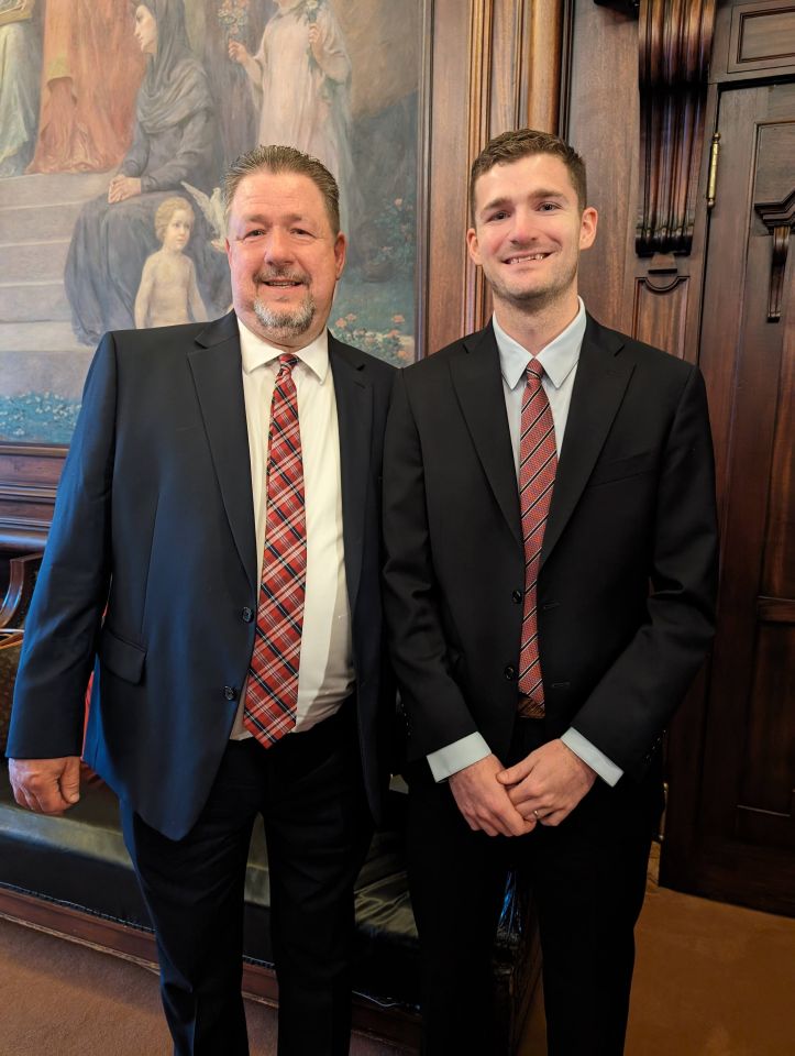 Admittee Zach Vancil and his father, Justice David Vancil