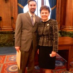 New admittee Robert Osgood of Springfield with Illinois Supreme Court Justice Rita B. Garman