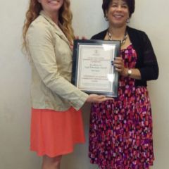 Stacy Tutt receives a LEAC award
